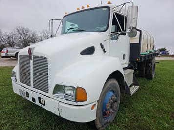 Main image Kenworth T300